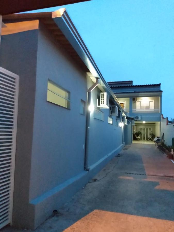 Uberlândia Pousada Dona Lia מראה חיצוני תמונה